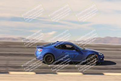 media/Jan-04-2026-SCCA SD (Sun) [[defc442887]]/4-Novice Group/Session 2 Bowl Speed Pans/